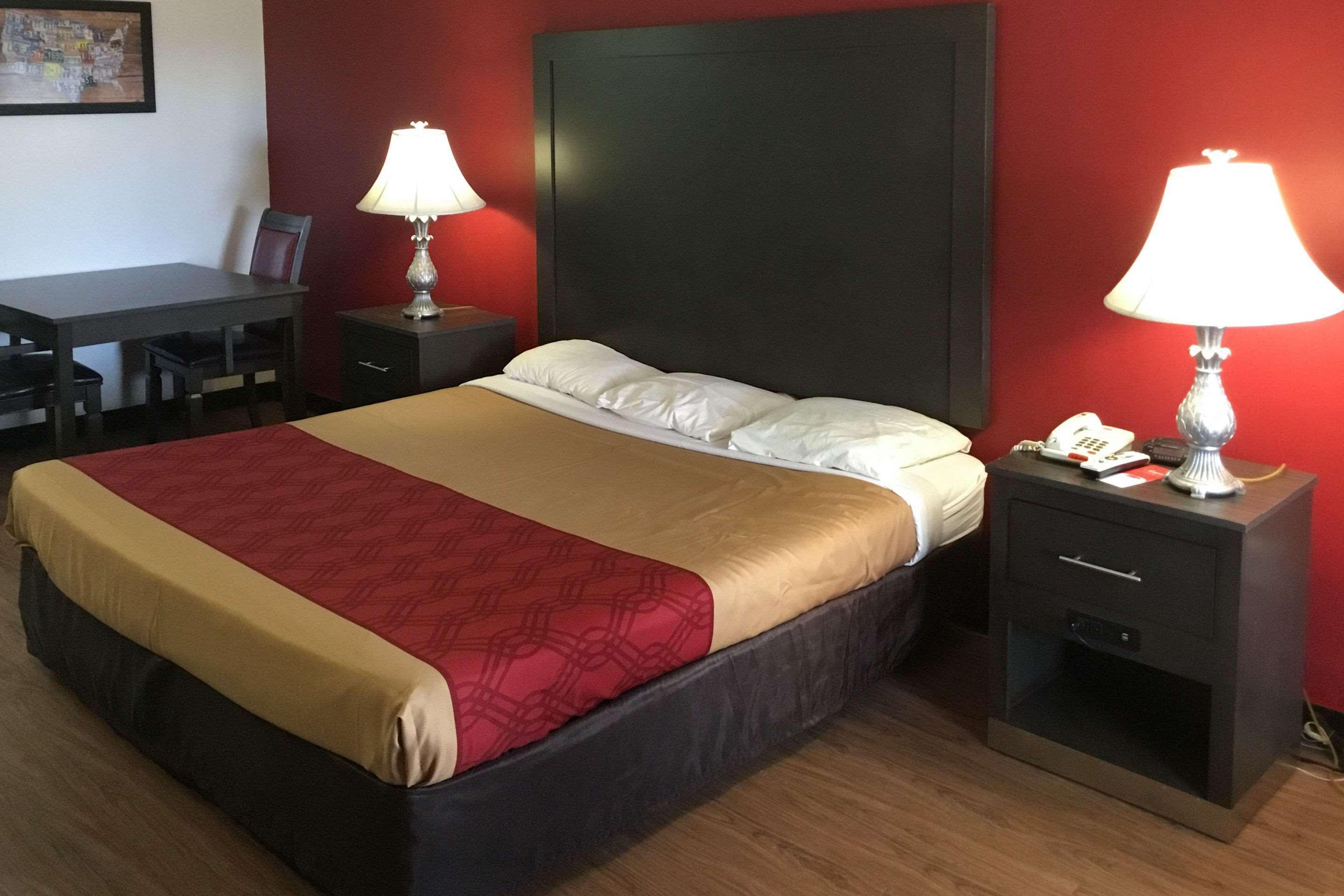Ruther Glen Econo Lodge מראה חיצוני תמונה